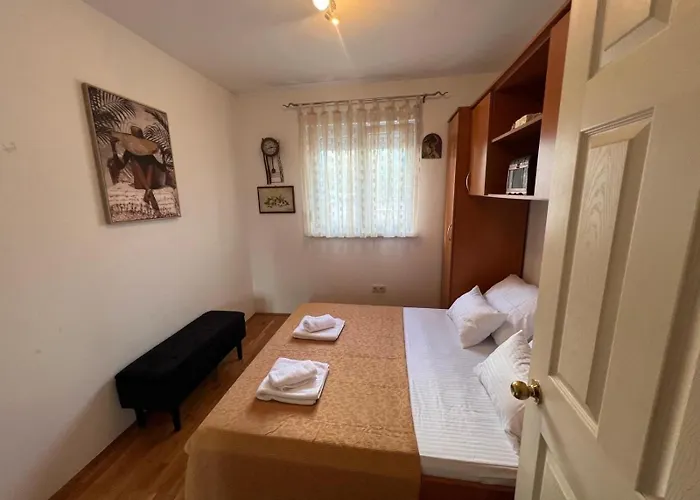 Apartment With Wifi - 24779