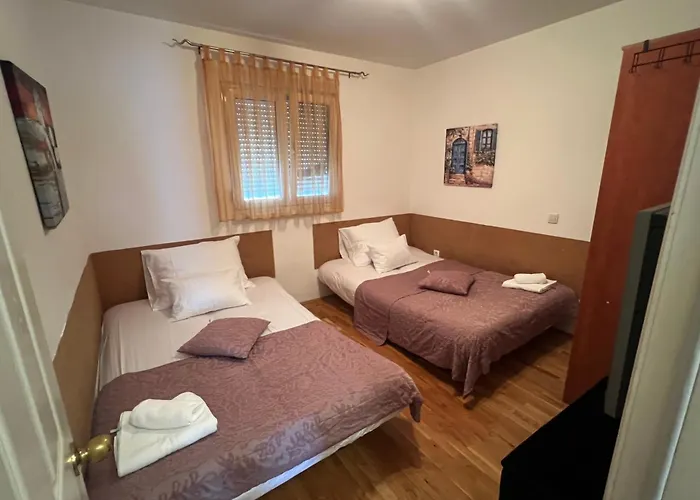 Apartment With Wifi - 24779 Makarska